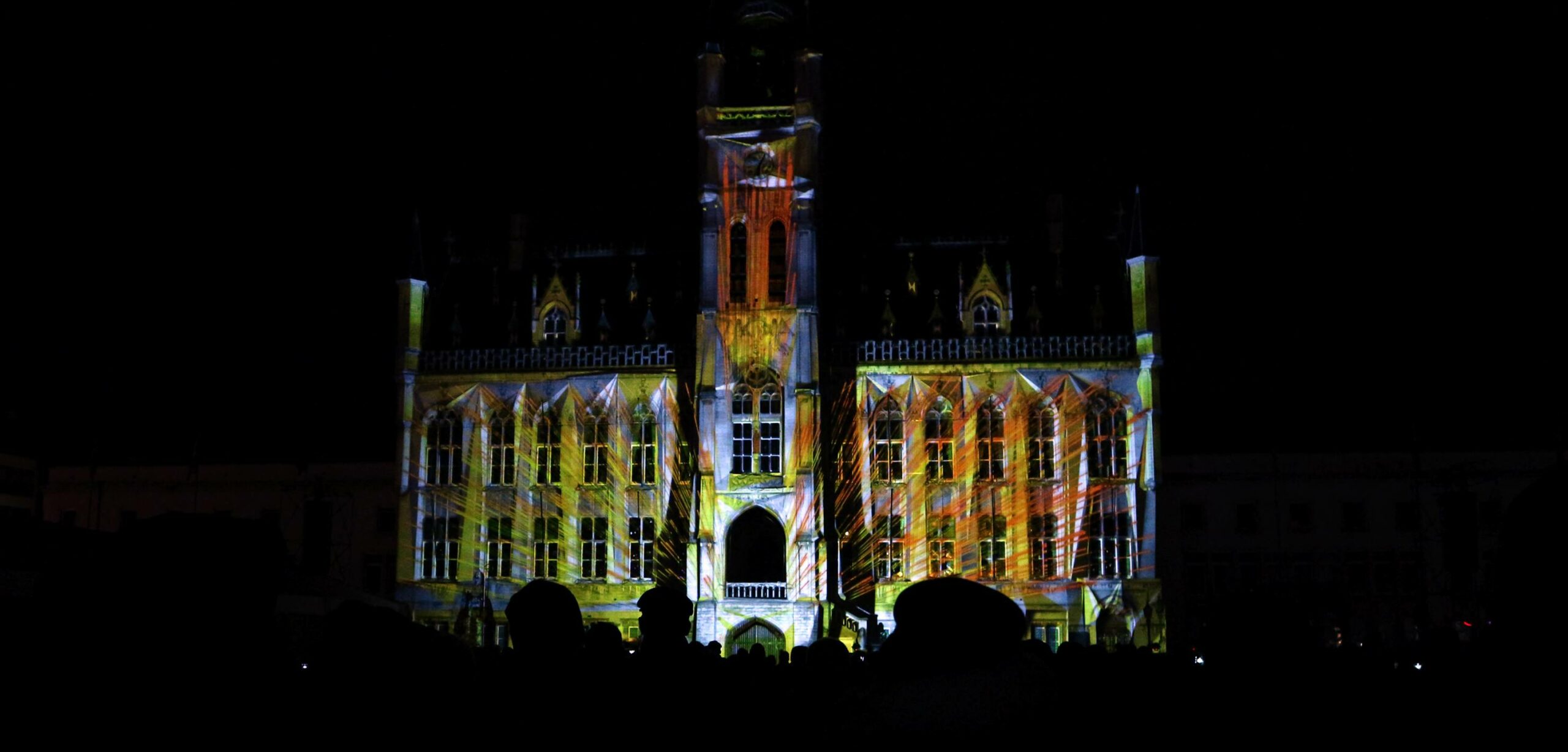 Spectacle de mapping vid&eacute;o sur fa&ccedil;ade &mdash; St&eacute;phane Brogniez