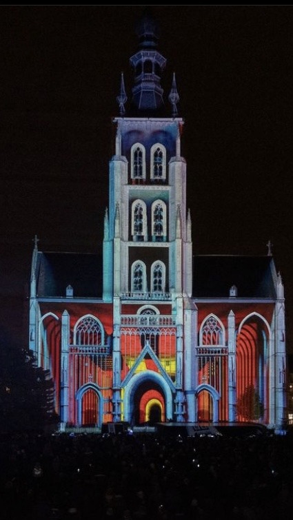 Spectacle urbain nuit &mdash; St&eacute;phane Brogniez